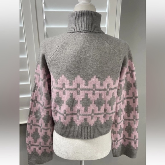 NEW H&M Jacquard Gray & Pink Fair Isle Turtleneck Sweater Women’s S Cropped - Picture 5 of 15
